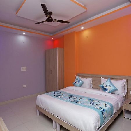 Oyo Rose Residency Near Dwarka Sector 9 Metro Station Ξενοδοχείο Νέο Δελχί Εξωτερικό φωτογραφία