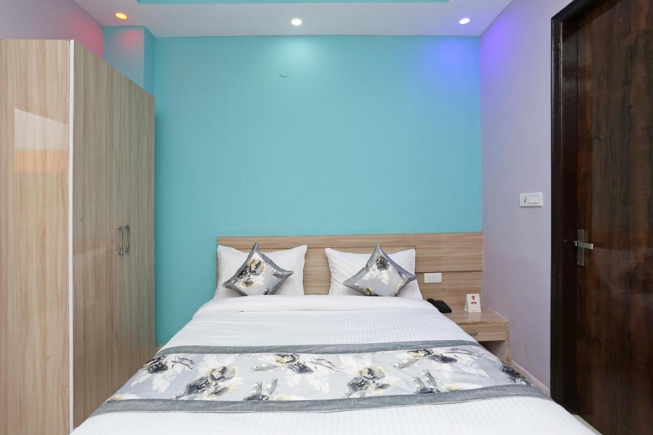 Oyo Rose Residency Near Dwarka Sector 9 Metro Station Ξενοδοχείο Νέο Δελχί Εξωτερικό φωτογραφία
